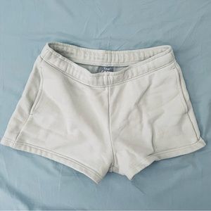 Aritzia TNA Cozy Fleece Boyfriend Basic 3” Sweatshort in Murmur Grey Size XS